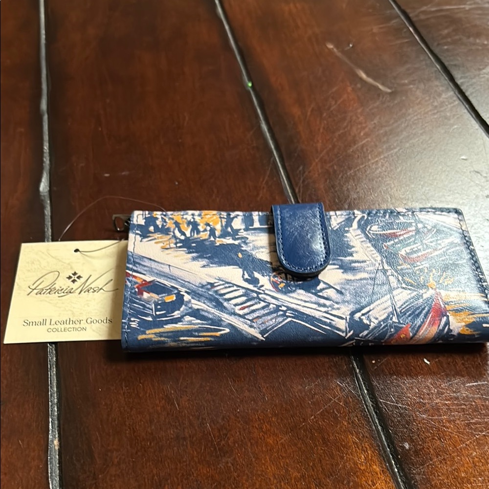 Patricia Nash Blue Key & Card Holder with Artistic Design